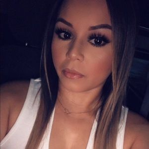 Meet your Posher, Mayra